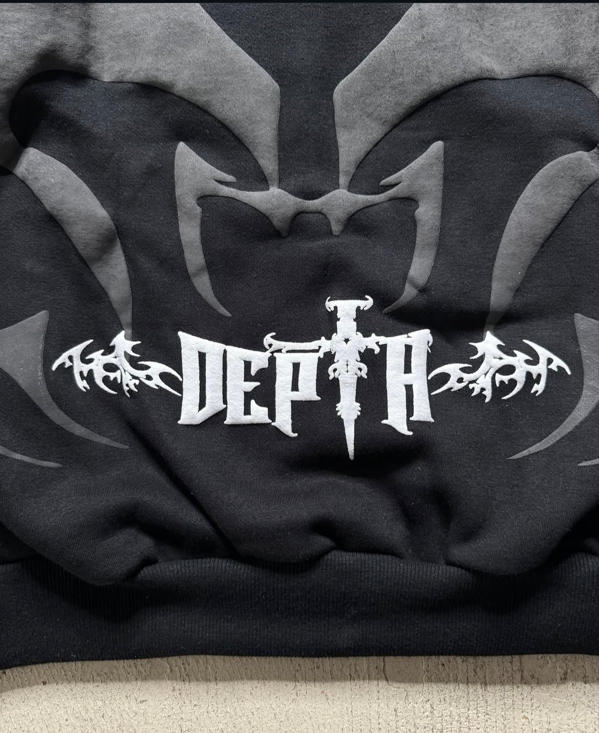 DEPTH HOODIE (BLACK)