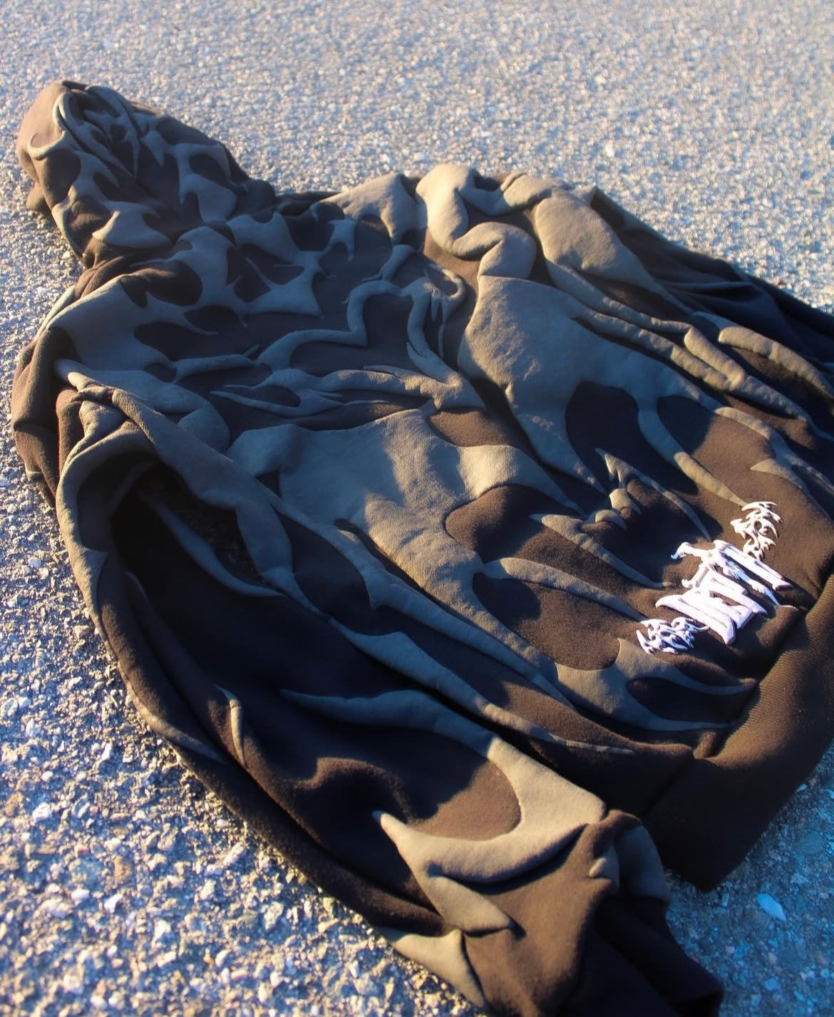 DEPTH HOODIE (BLACK)