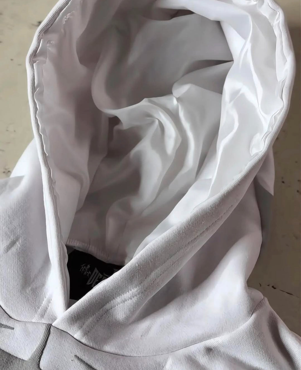 DEPTH HOODIE(WHITE)